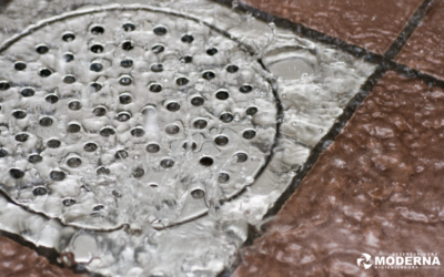 Água voltando pelo ralo